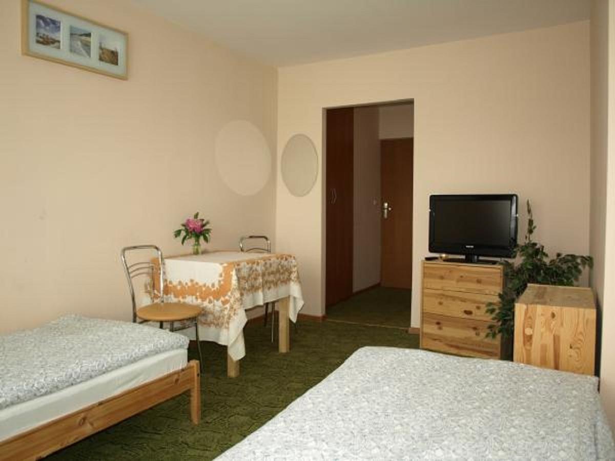 Hotel Mark Marki  Buitenkant foto